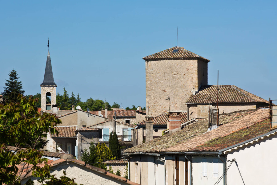 Une maison d'Hôte dans un château du moyen-age à Uzer