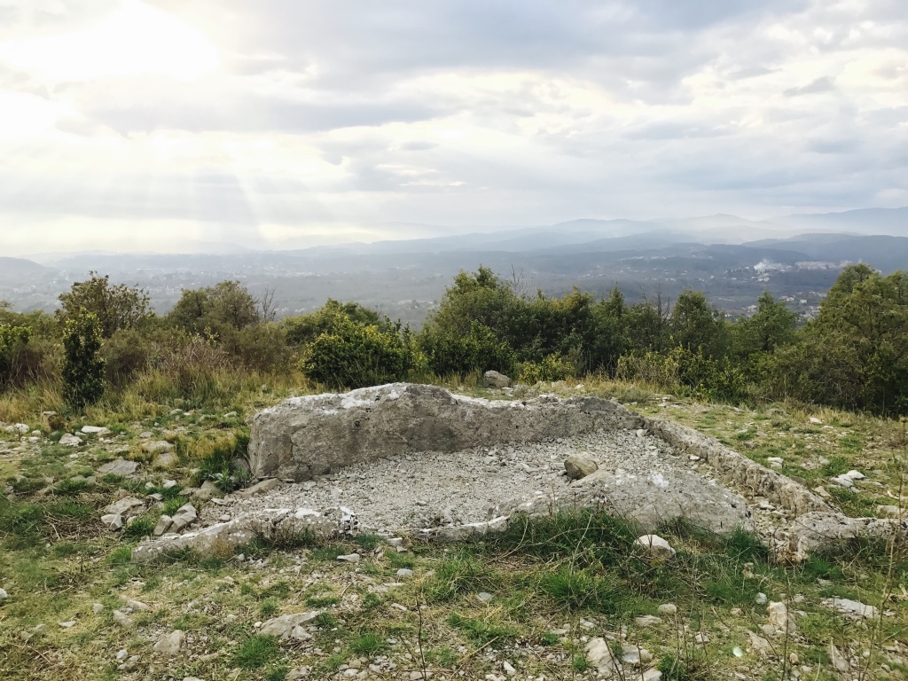 Histoire et rénovation du Château d'Uzer